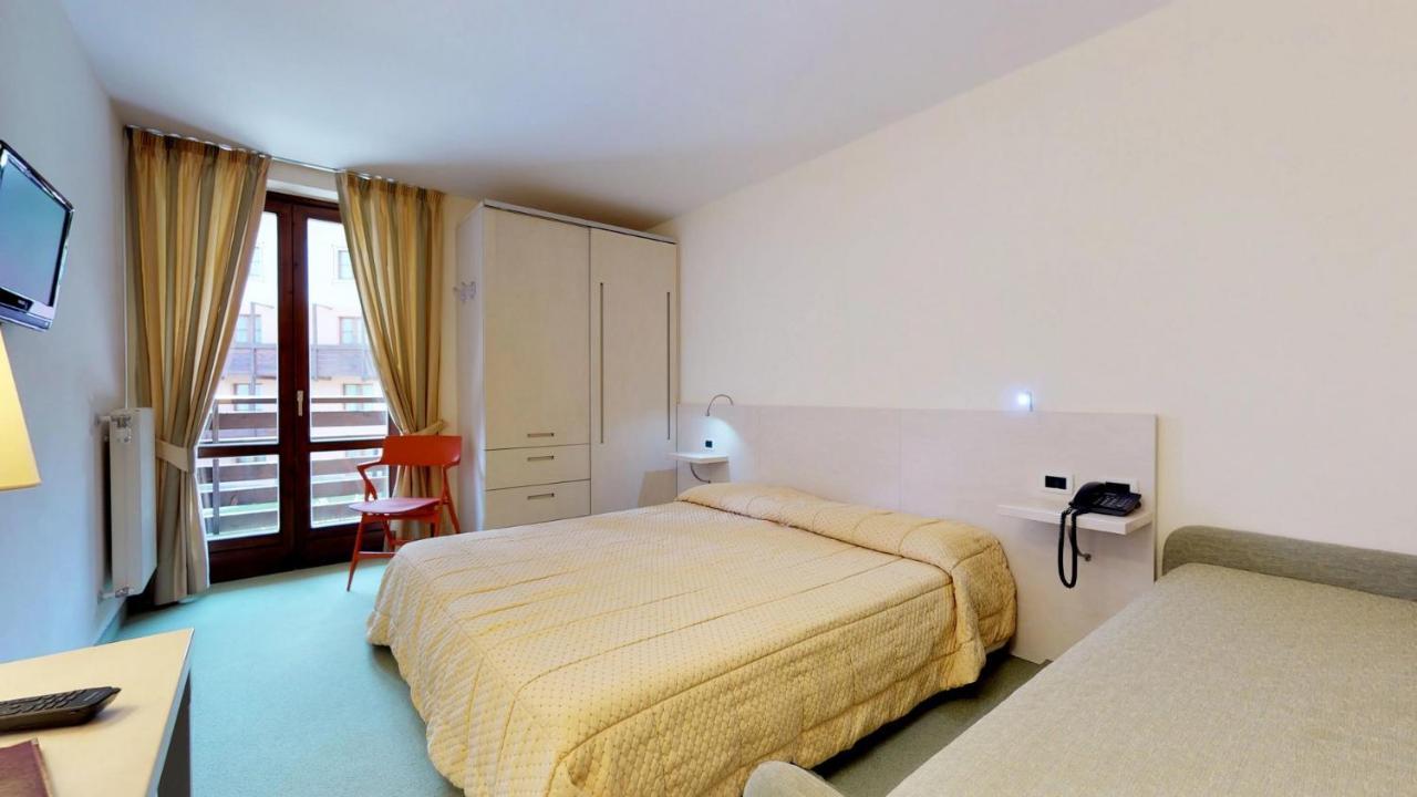 Hotel Alaska Folgarida Kültér fotó