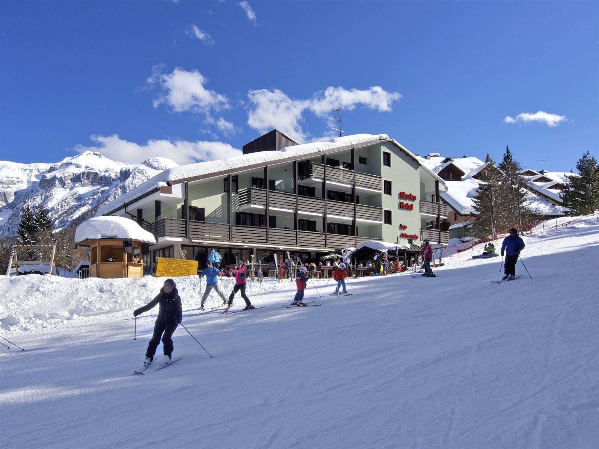 Hotel Alaska Folgarida Kültér fotó