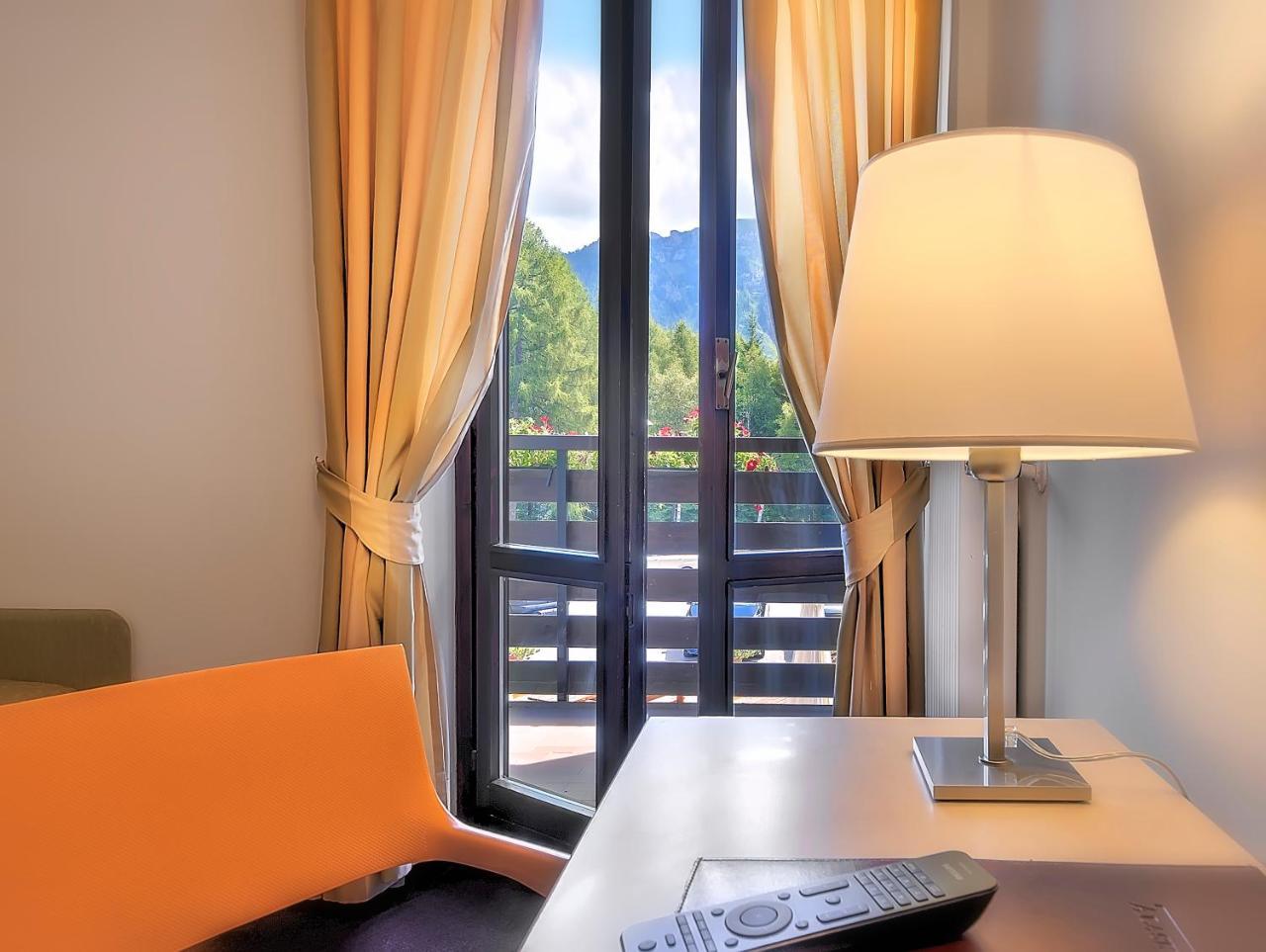 Hotel Alaska Folgarida Kültér fotó