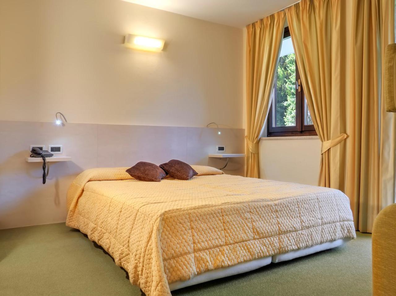 Hotel Alaska Folgarida Kültér fotó